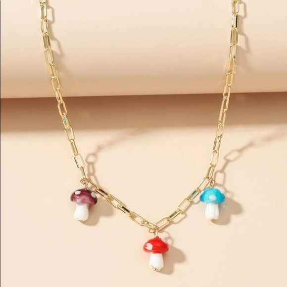 🍄 Awesome Chainlink Colorful Glass Mushrooms Shroom Necklace 🍄 - Picture 3 of 3